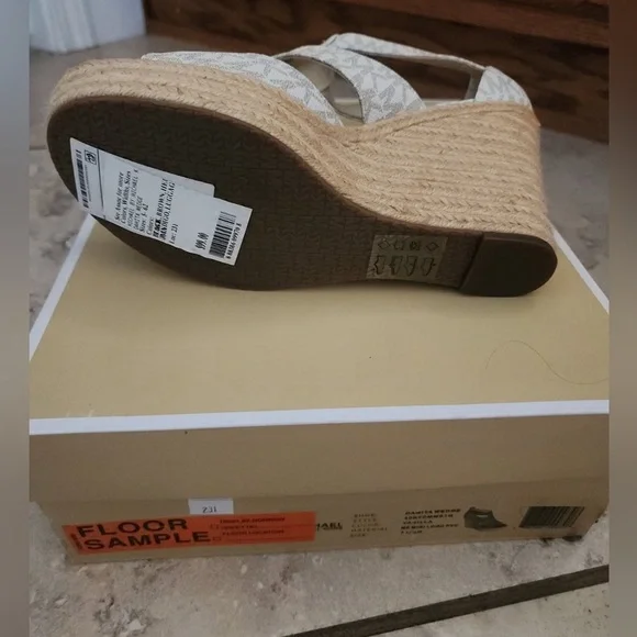 White Mountain Cream Wedge Espadrilles - Picture 2 of 4